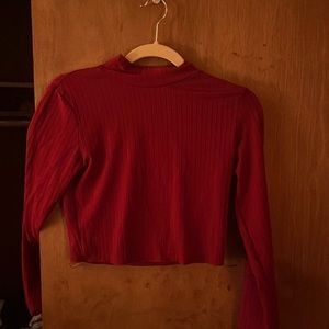 Red crop top long sleeve